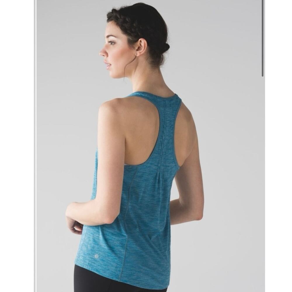 Lululemon Hotwave Racerback‎ Tank Heathered Tofino Teal Size 8 Fitness Workout